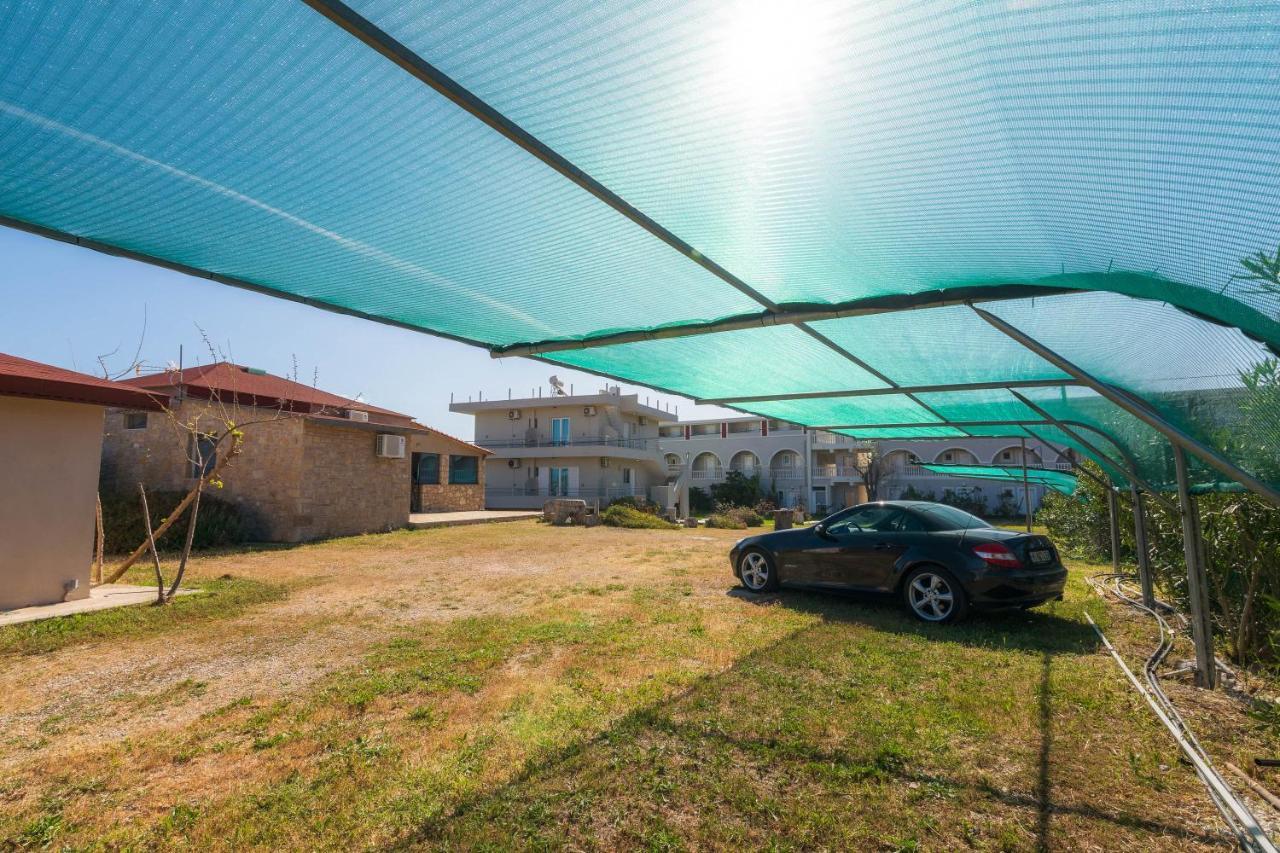 Georgia Apartments Kypseli エクステリア 写真